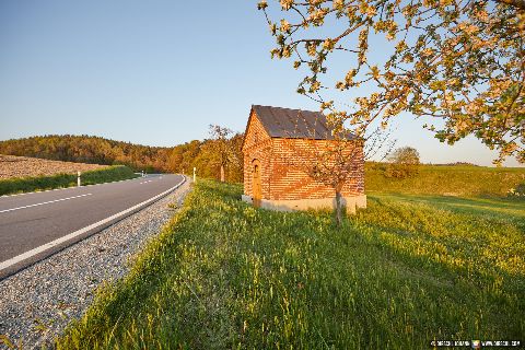 Gemeinde Zeilarn Landkreis Rottal-Inn Schildthurn Kapelle (Dirschl Joahnn) Deutschland PAN